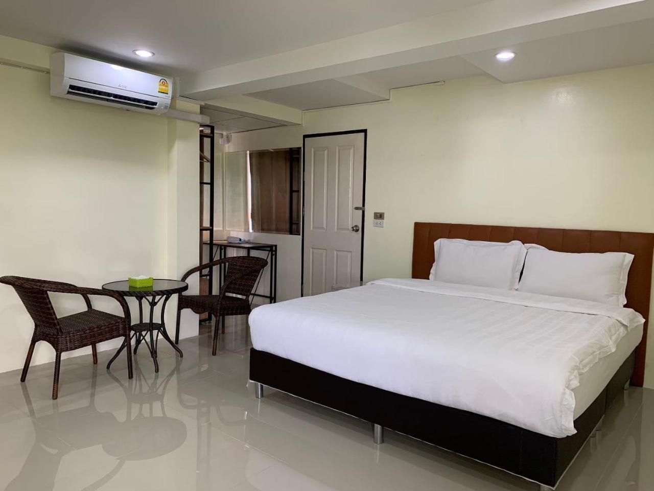 Petchsiri Room เพชรสิริรูม Ban Sai Mai Buitenkant foto