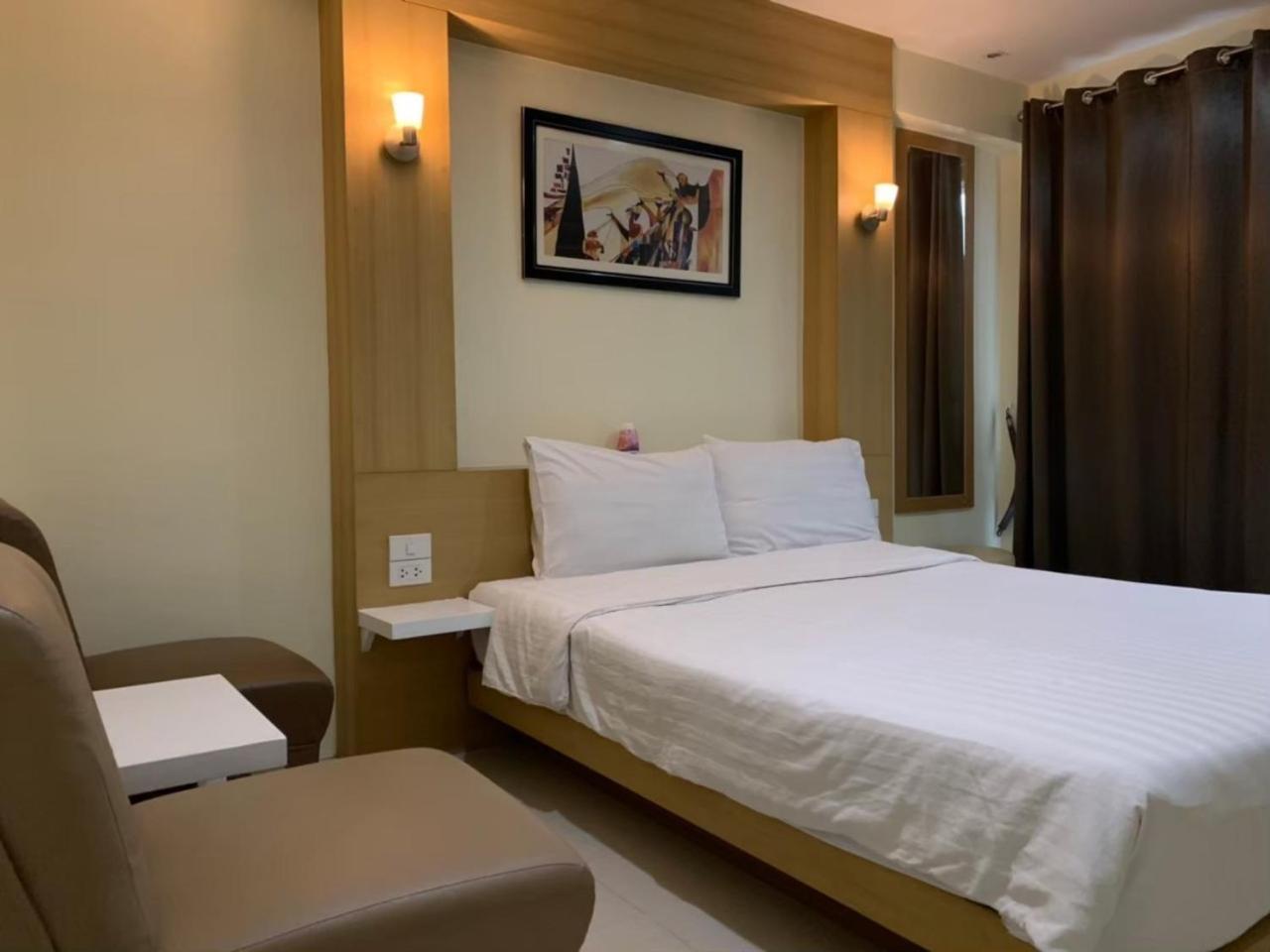 Petchsiri Room เพชรสิริรูม Ban Sai Mai Buitenkant foto